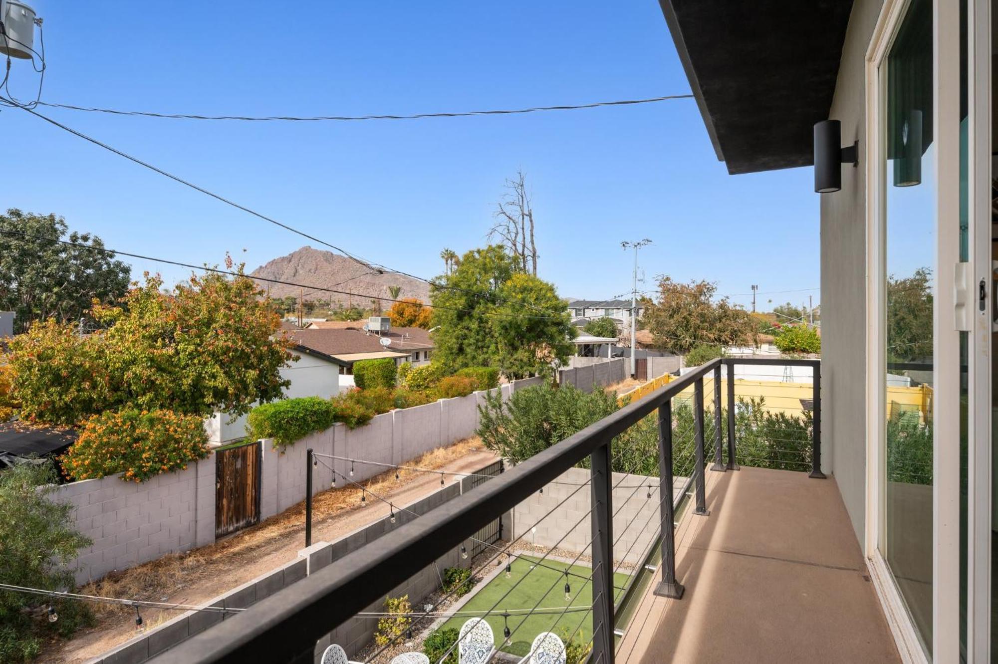 Lavish Luxuries In Old Town Holiday home *
